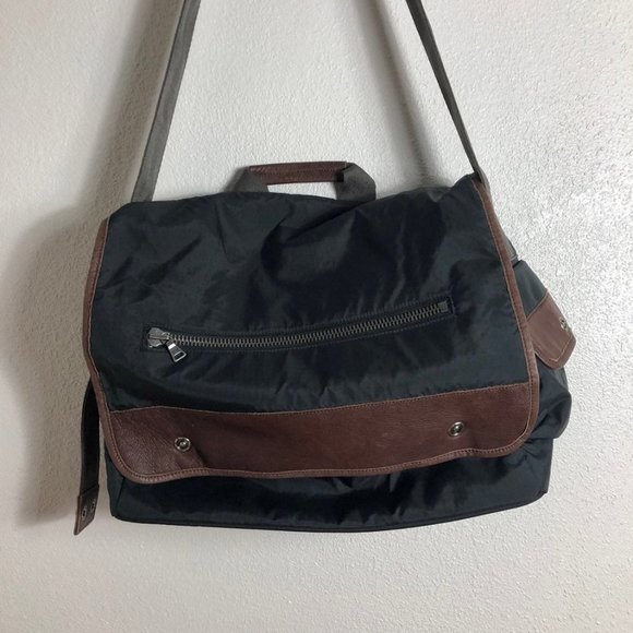 lesportsac large messenger bag
